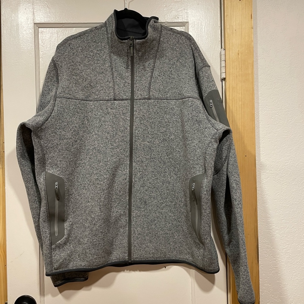 Arc’teryx XL LIKE NEW!